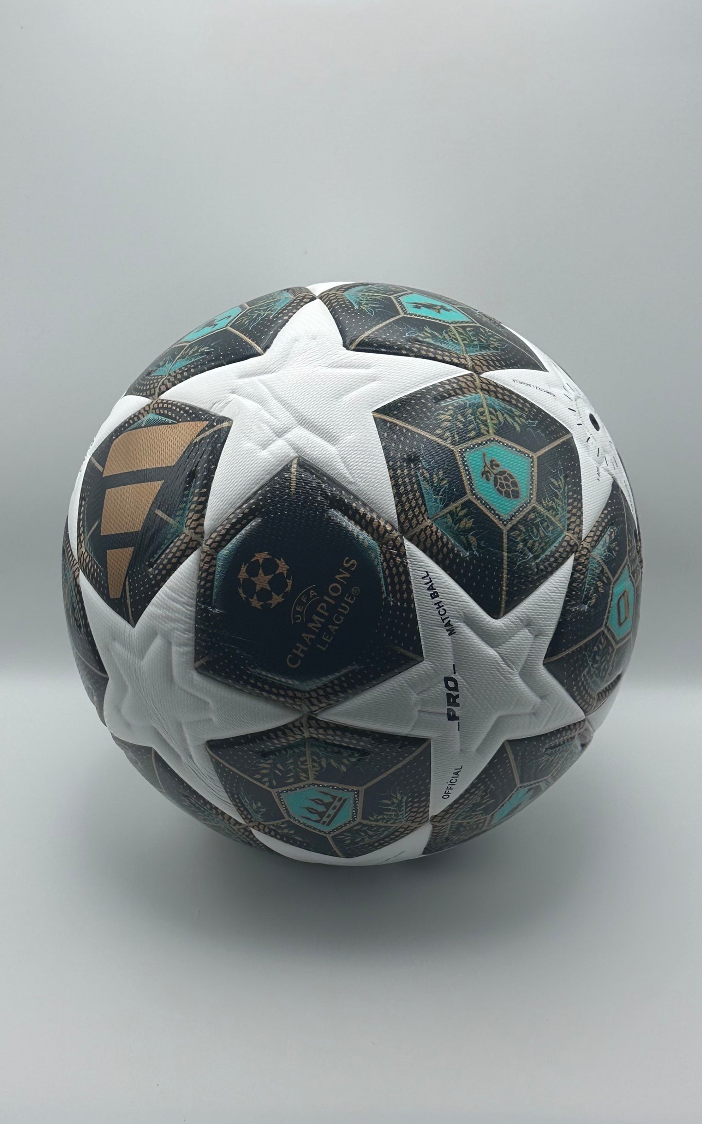 Adidas UEFA Champions League 24/25 Knockout Stage Official Match Ball